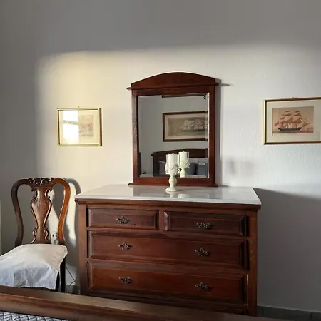 Mare Parikia (Paros)